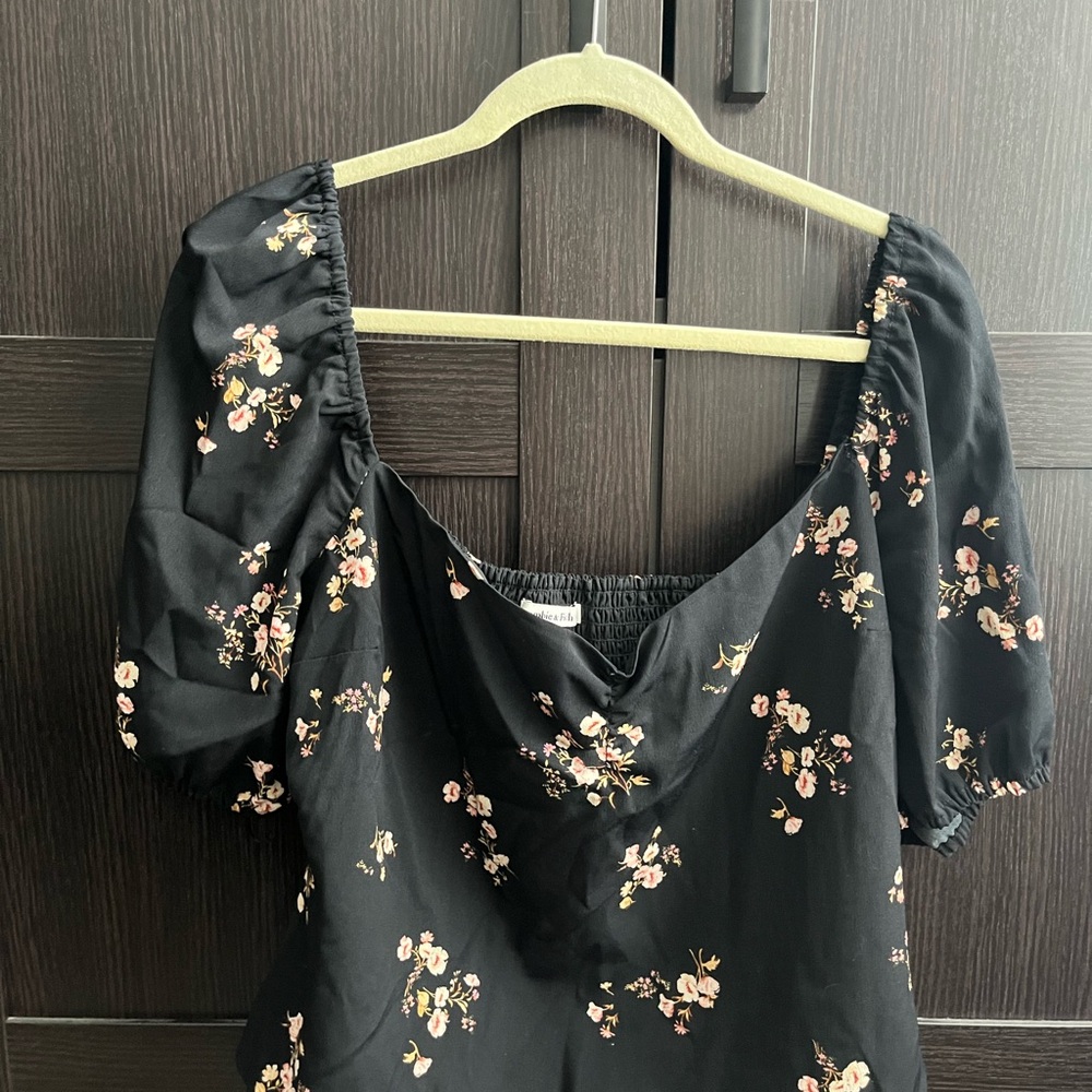 Abercrombie & Fitch Sweetheart Cropped Blouse Sz XL